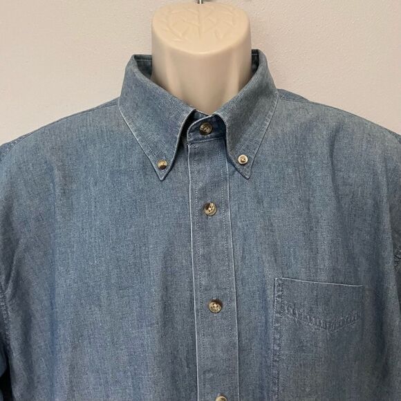 L.L. Bean Blue Button Down Short Sleeve Shirt Size XL - Picture 2 of 7